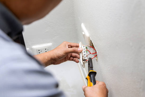 Best 24-Hour Electrician  in Schaumburg, IL